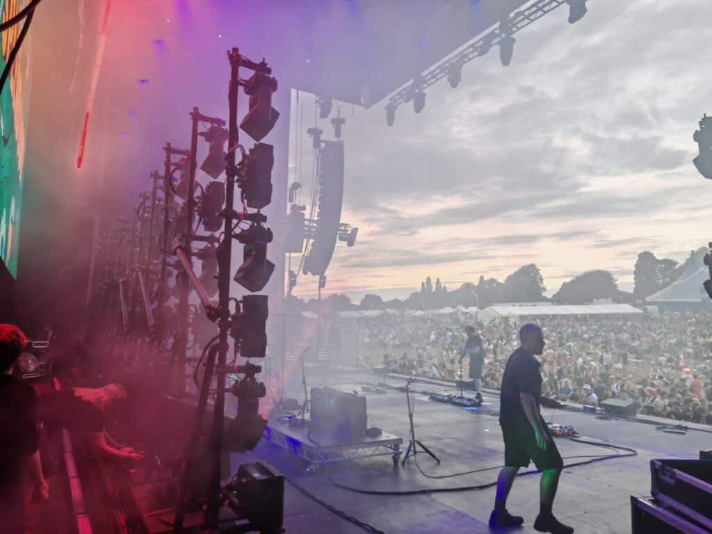 On Event Production Company | Live, Hybrid and Virtual Event Production | Splendour crowd
