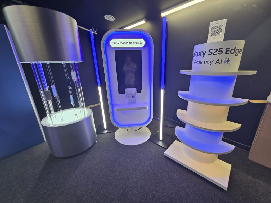 On Event Production Company | Scenic Production for Live, Hybrid and Virtual Events | Samsung Roadshow Production